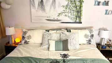 1 bedroom, iron/ironing board, WiFi, bed sheets