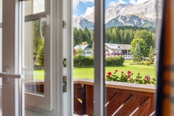 Interior - Apartment 'Landhaus Sonja 1' with Mountain View, Terrace & Wi-Fi (Leutasch)