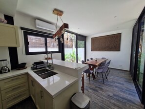 Private kitchen - CASA MEXICANA MODERNA - PISCINA PRIVADA (Tulum)