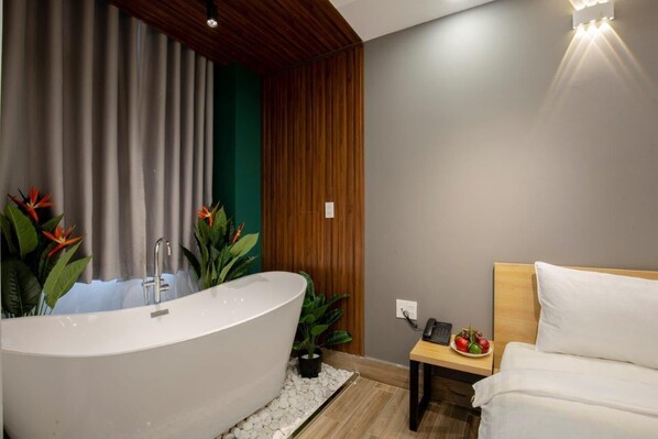 Luksushuone | Työpöytä, ilmainen Wi-Fi