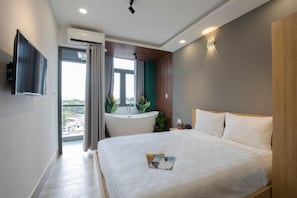 Luxury Room | Desk, free WiFi - Lá Hotel Riverside (Ho Chi Minh City)