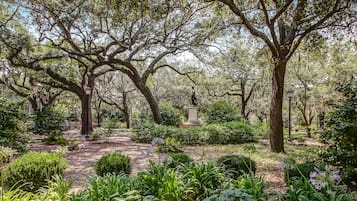 住宿地面