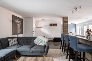 TV connectée, cheminée