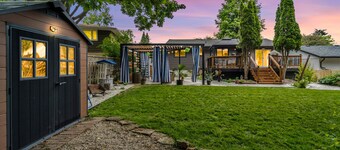 Luxurious Cottage in city