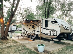 Exterior - NEW! Clementine's at the Lake--Camping Oasis (Lakeview)