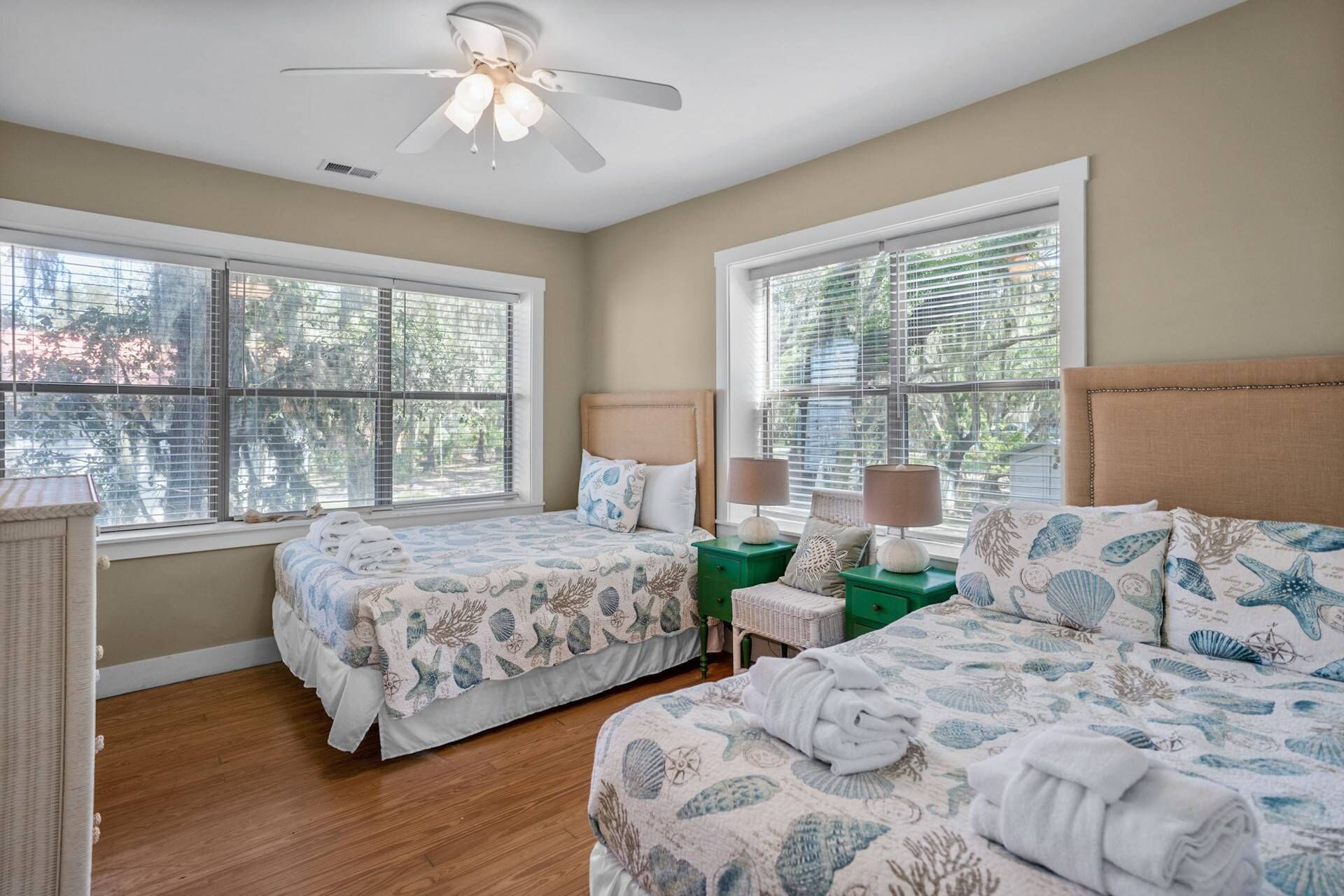 5 bedrooms, free WiFi, bed sheets