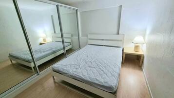 3 quartos, Wi-Fi de cortesia, roupa de cama