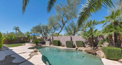 Great Location w/ Private Heated Pool, Near Hiking/Golfing/Shopping/Dining & Mayo Clinic + FREE GOLF
