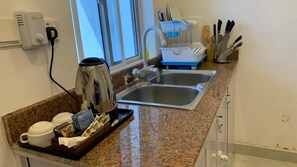 Fridge, oven, dishwasher, electric kettle - Kiwengwa Minazi Resort (Kiwengwa)