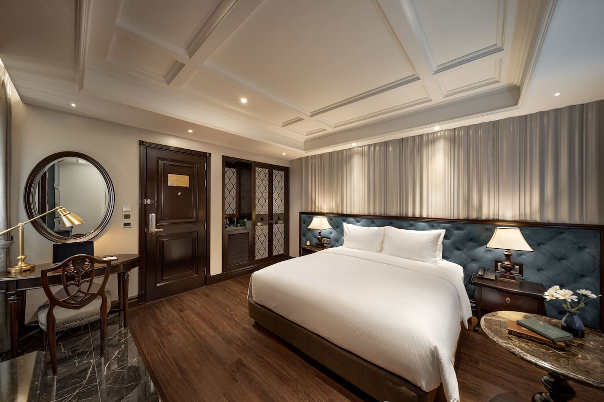 Executive Double Room | Frette Italian sheets, premium bedding, memory foam beds, minibar