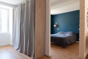 4 Schlafzimmer, Schreibtisch, kostenloses WLAN, Bettwäsche