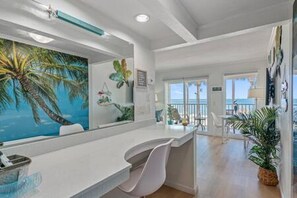 Interior - Paradise Beach Sailport Resort Condo (Tampa)