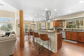 Villa (4 Bedrooms) | Property amenity - 113 Burgundy Circle by Summit County Mountain Retreats (Silverthorne)