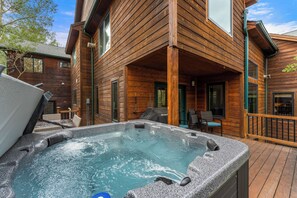 Villa (4 Bedrooms) | Außenbereich