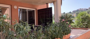 Studio sur le Port de Plaisance