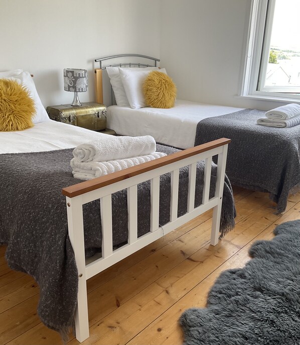 4 間睡房、熨斗/熨衫板、Wi-Fi、床單