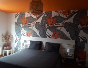 1 chambre, fer et planche à repasser, Wi-Fi gratuit, draps fournis