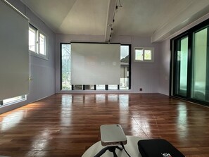 1 bedroom, free WiFi - Gyeongju Semo Glamping (Gyeongju)