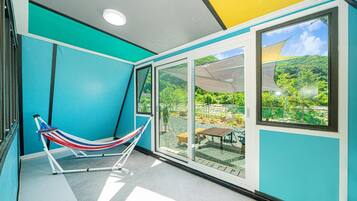 1 ุบุฑูุฉ ููู
ููุงู ูุงู ู
ุฌุงููุง