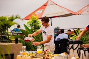 Free daily full breakfast  - Kivu Hilltop View Resort (Nyayumba)