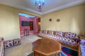 TV - Modern apartment Agadir (Agadir)