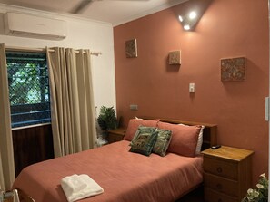 4 Schlafzimmer, kostenloses WLAN, Bettwäsche