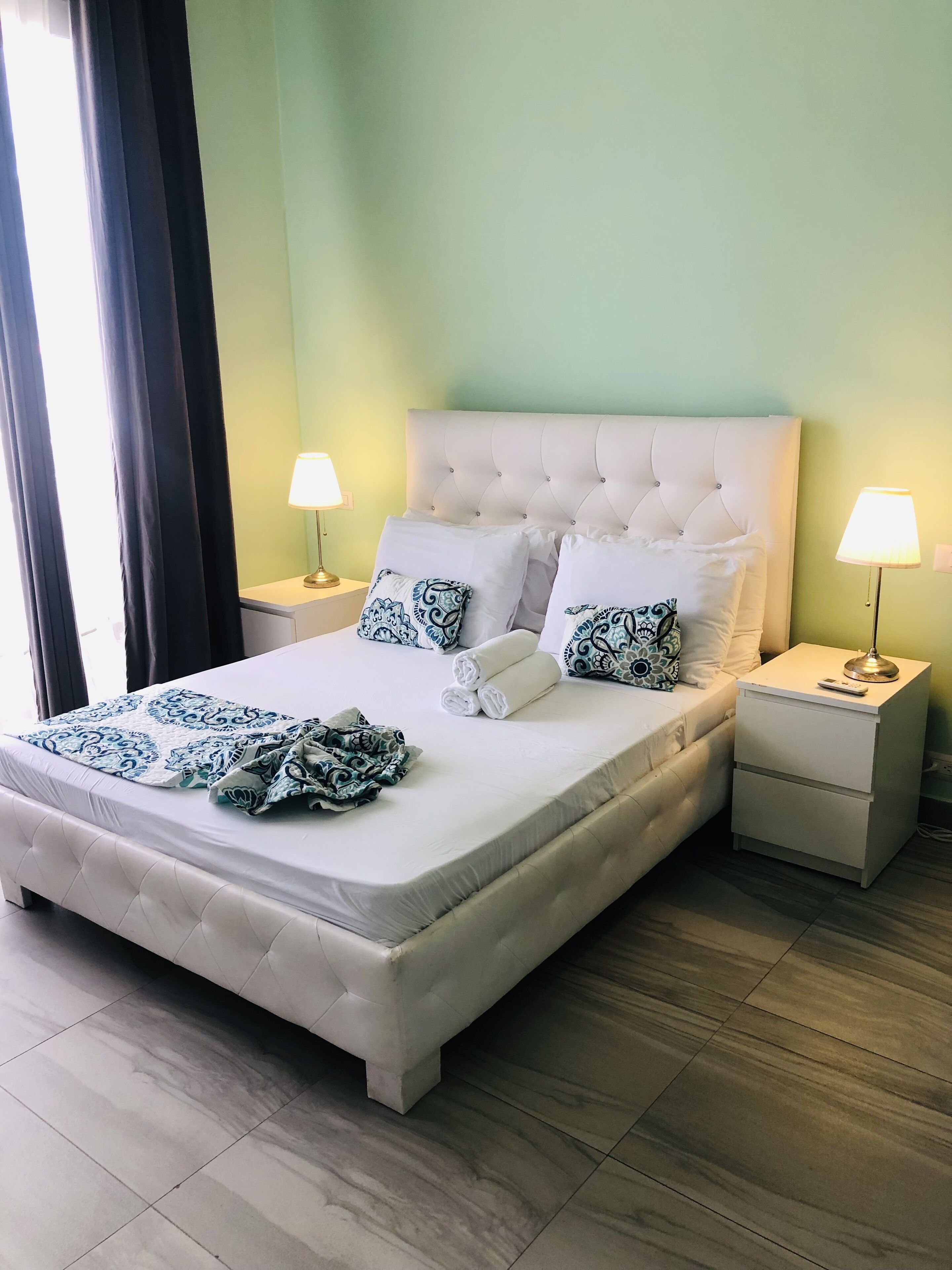 Foto - ROOFTOP POOL Ducassi Tropicana STUDIO SUITES Deluxe HOTEL Beach Club & SPA