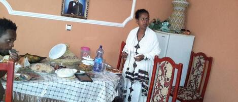 Spiseområde på rommet