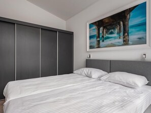 2 bedrooms, Internet