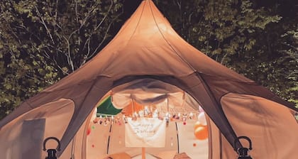 An unusual night in a cocoon. Reconnecting with nature.