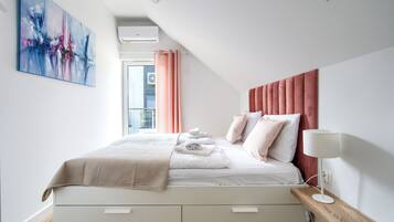 Apartamento (10C) | 2 quartos, individualmente decorados, individualmente mobiliados