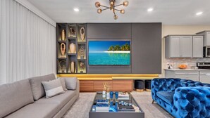 Living area - You Have Found the Ultimate Luxury 10 Bedroom Mansion on Windsor Island Resort, Orlando Mansion 5531 (Kissimmee)
