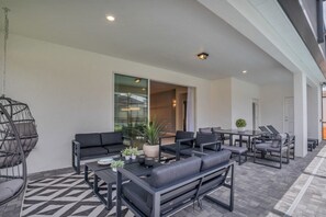 Terrace/patio - Imagine Your Family Renting This Amazing Mansion on Windsor at Westside Resort With the Best 5 Star Amenities, Orlando Mansion 5049 (Kissimmee)