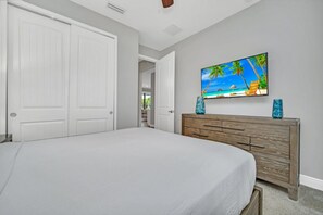 5 camere, postazione laptop, Wi-Fi gratuito, lenzuola