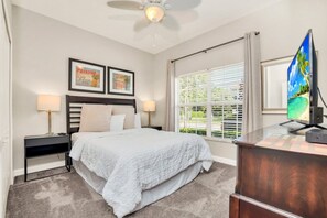 9 bedrooms, laptop workspace, bed sheets