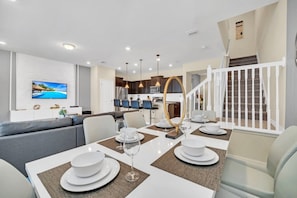 Dining - Beautiful Townhouse on the Solterra Resort, Orlando Townhouse 5637 (Davenport)