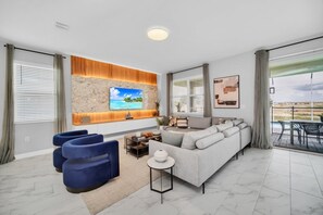 Villa (Multiple Bedrooms) | Property amenity - 9 Bedroom Mansion Perfect for Large Groups 5654 (Davenport)