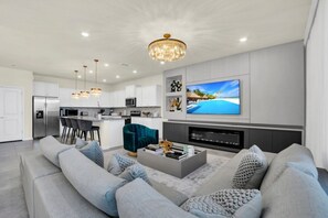 Living area - Fantastic Mansion on Windsor Island Resort, Orlando Mansion 5660 (Davenport)