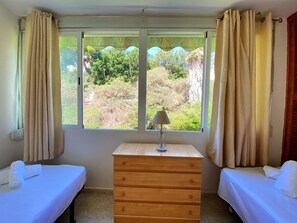 2 Schlafzimmer, Bügeleisen/Bügelbrett, kostenloses WLAN, Bettwäsche
