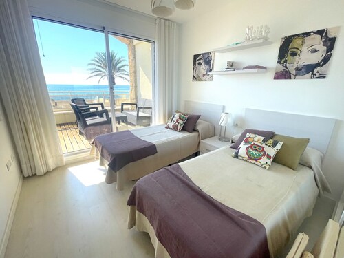 ARCOS casa adosado primera línea