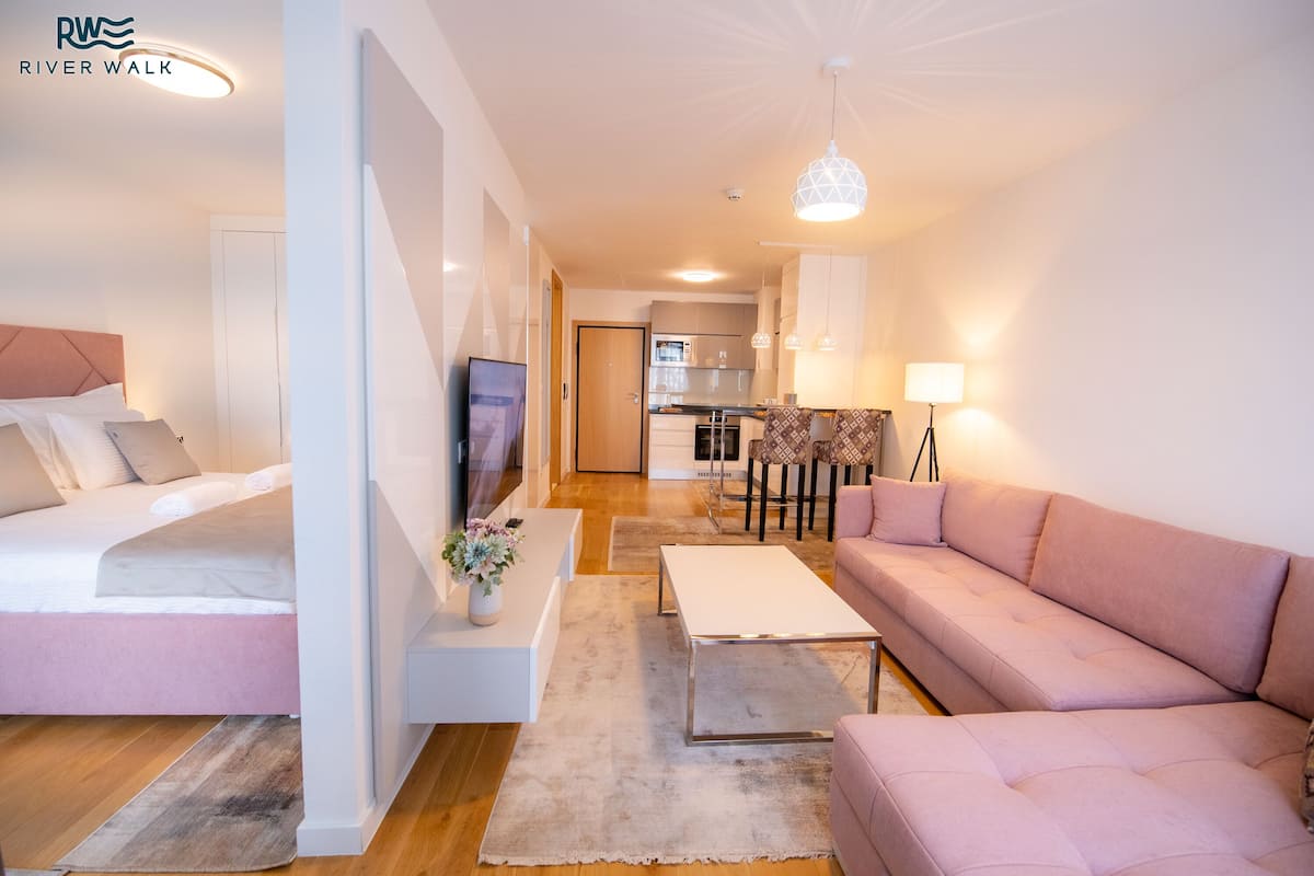 Standard Apartment, 1 King Bed with Sofa bed | Living area