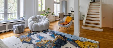 Télévision, espaces bureaux