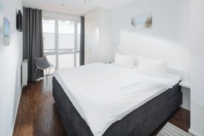 2 Schlafzimmer, Reisekinderbett, kostenloses WLAN, Bettwäsche