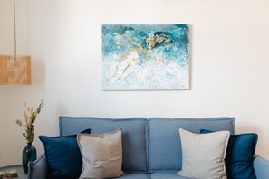 Fernseher, Stereoanlage