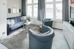 Fernseher, Stereoanlage