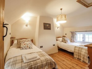 Cottage | Interior - Postbox Cottage (Thetford)