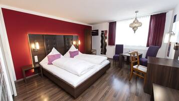 Habitación doble | Ropa de cama hipoalergénica, wifi gratis, ropa de cama