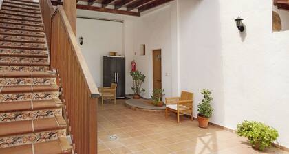 Holiday Home 'Cottage Santa Lucía 2' with Mountain View, Balconies & Wi-Fi