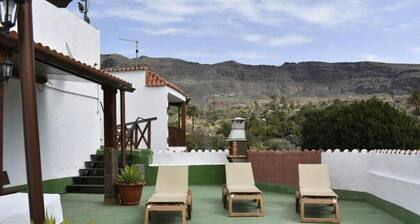 Ferienhaus 'Cottage Santa Lucía 2' mit Bergblick, Balkonen und WLAN