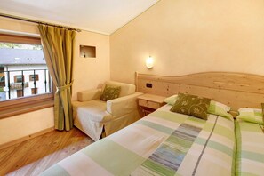 3 makuuhuonetta, ilmainen Wi-Fi, vuodevaatteet